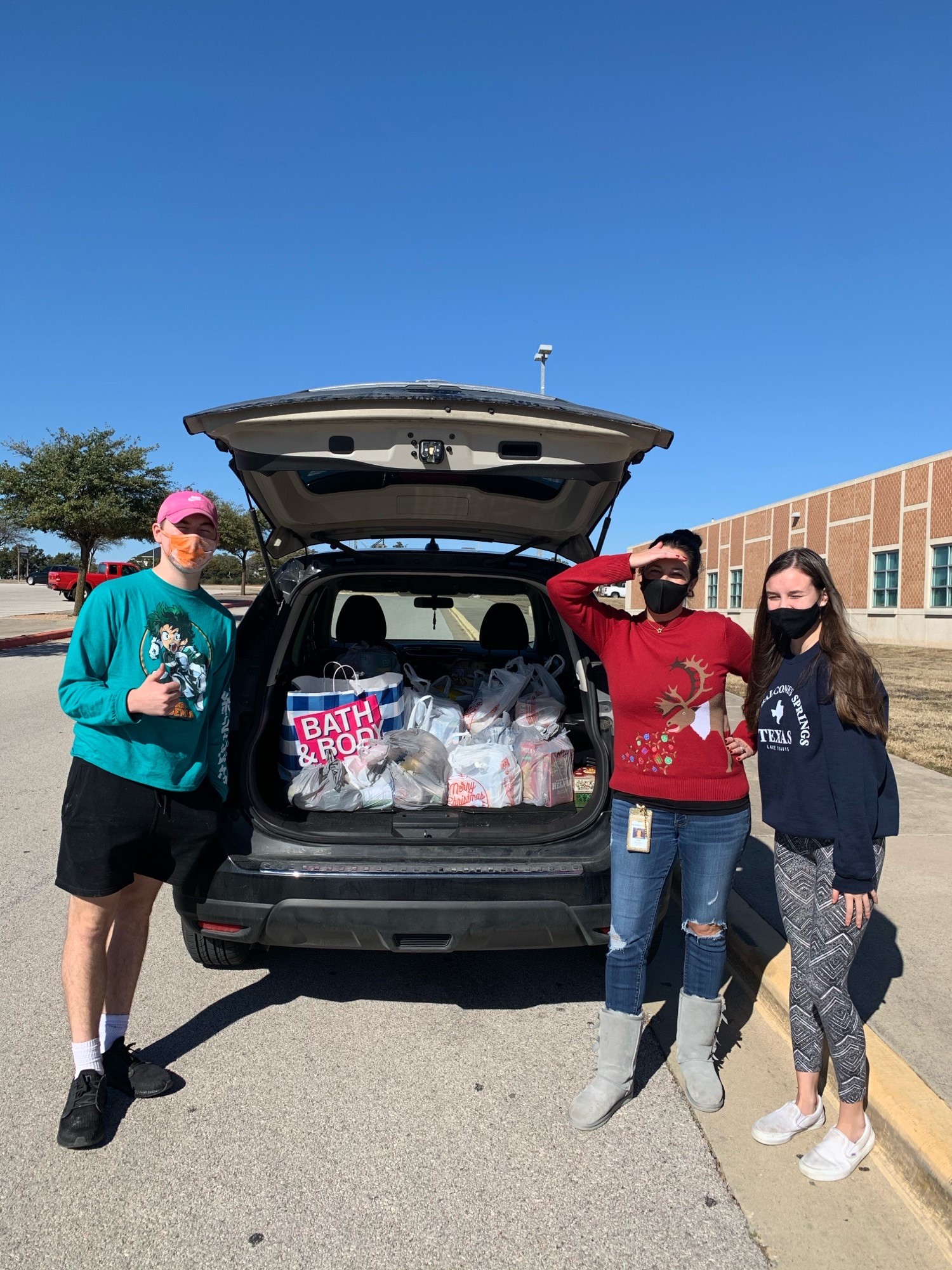 Rouse-HS-PALS-food-donations